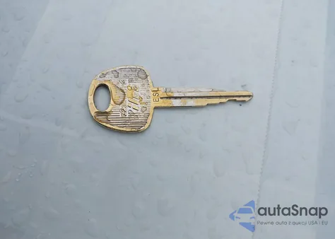 2004 Hyundai Elantra Gls/Gt из США, поврежденный, VIN KMHDN46D34U921272